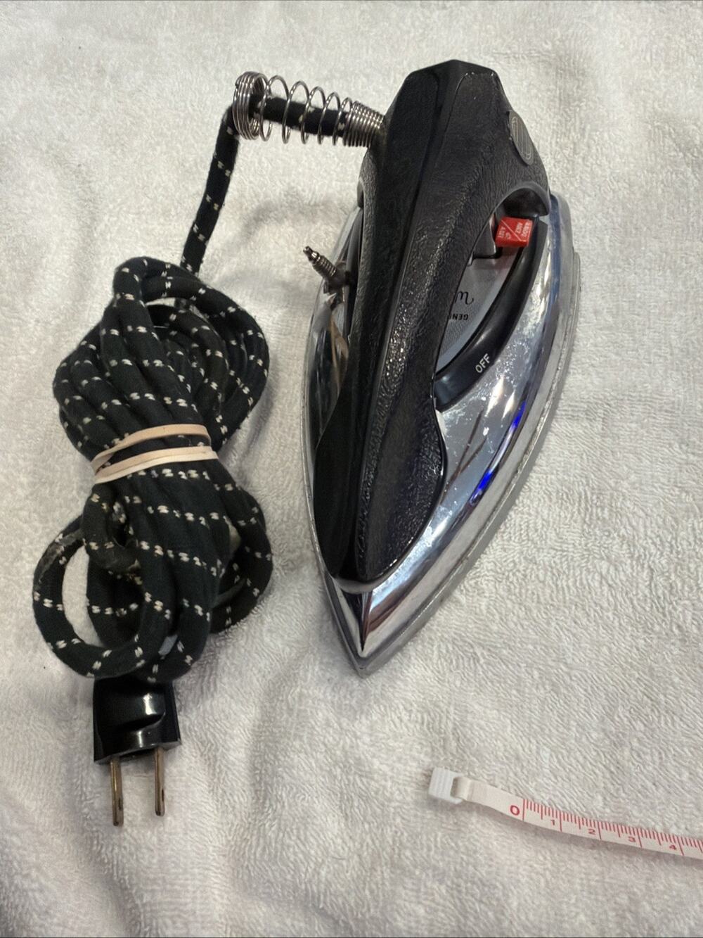 Vintage General Electric 23F-49 Travel Iron Works Perfectly